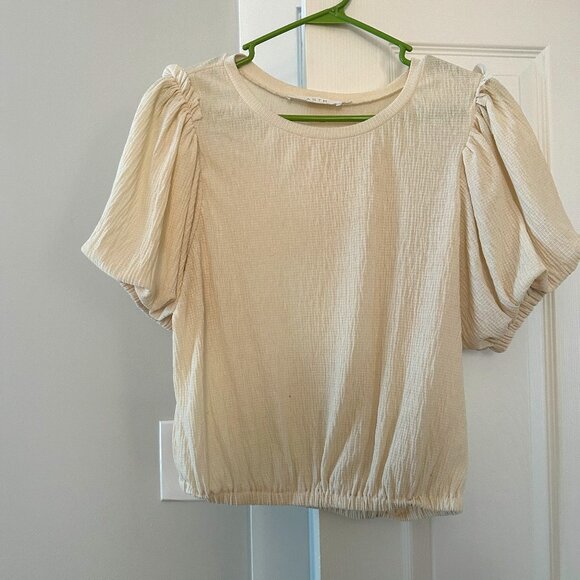 Astr Tops - ASTR Puff Sleeve Blouse